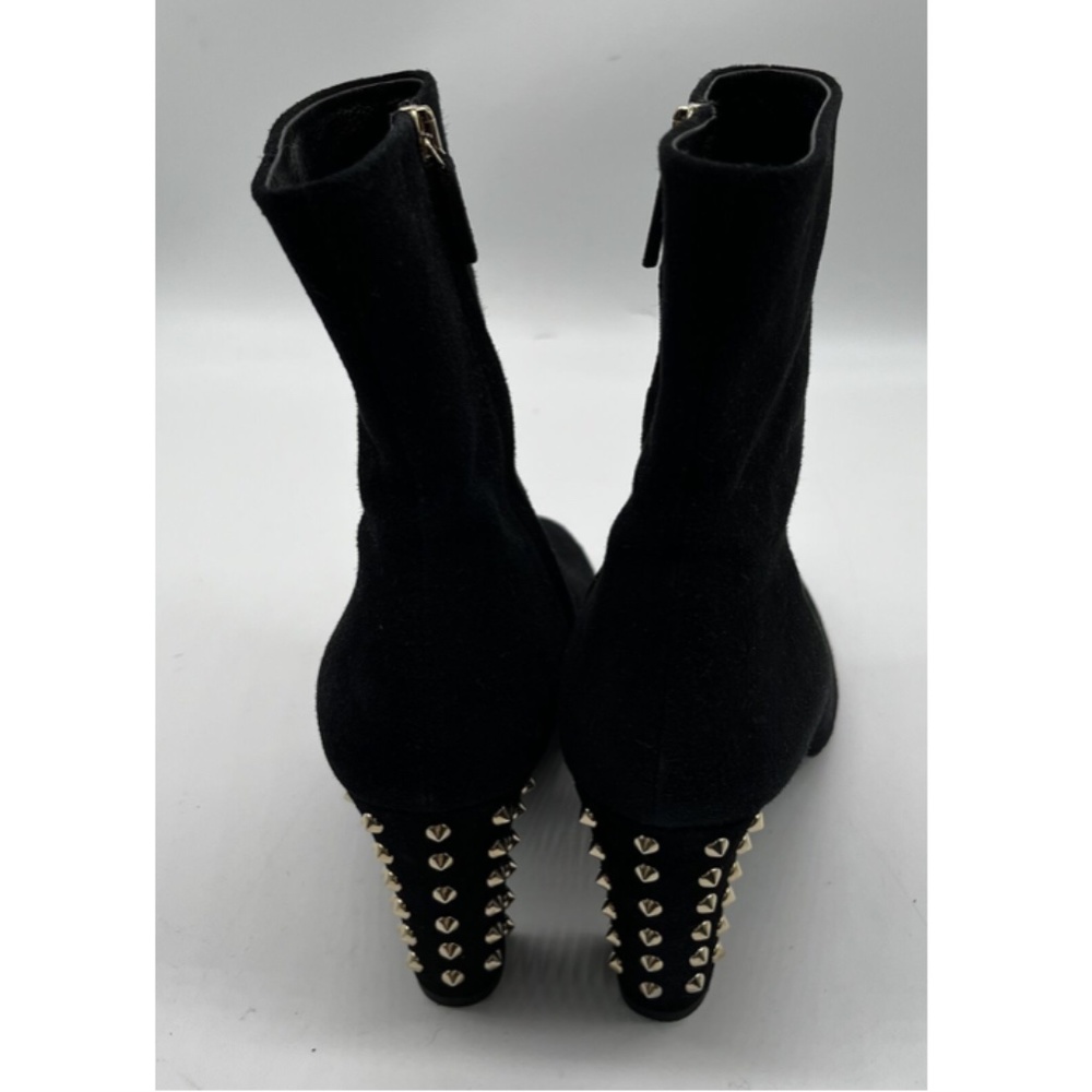 Gucci 'Melville' Black Suede Ankle Bootie w/ Studded Accent Heel sz 38.5 - Picture 4 of 5